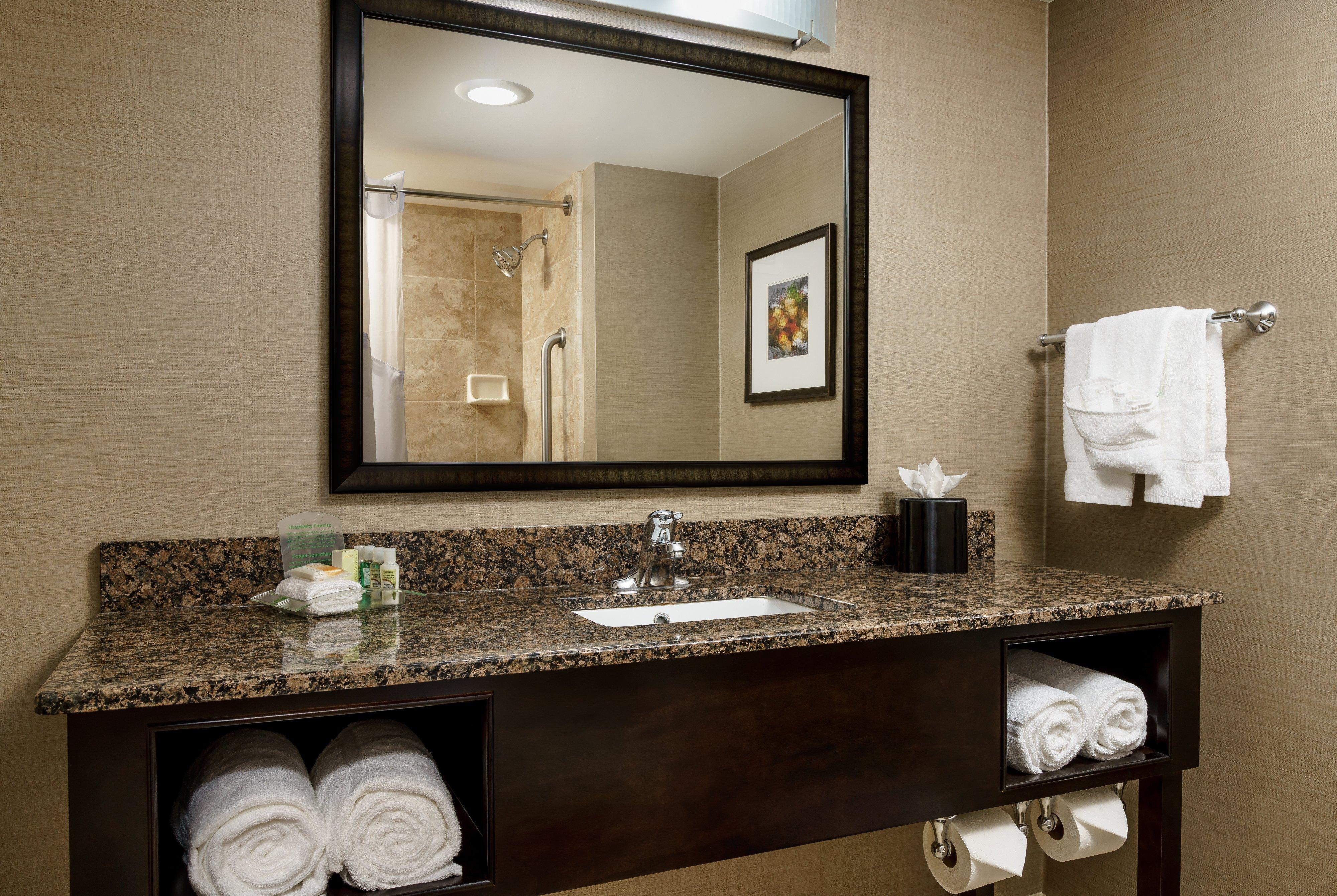 Holiday Inn Charlotte University, An Ihg Hotel Bagian luar foto